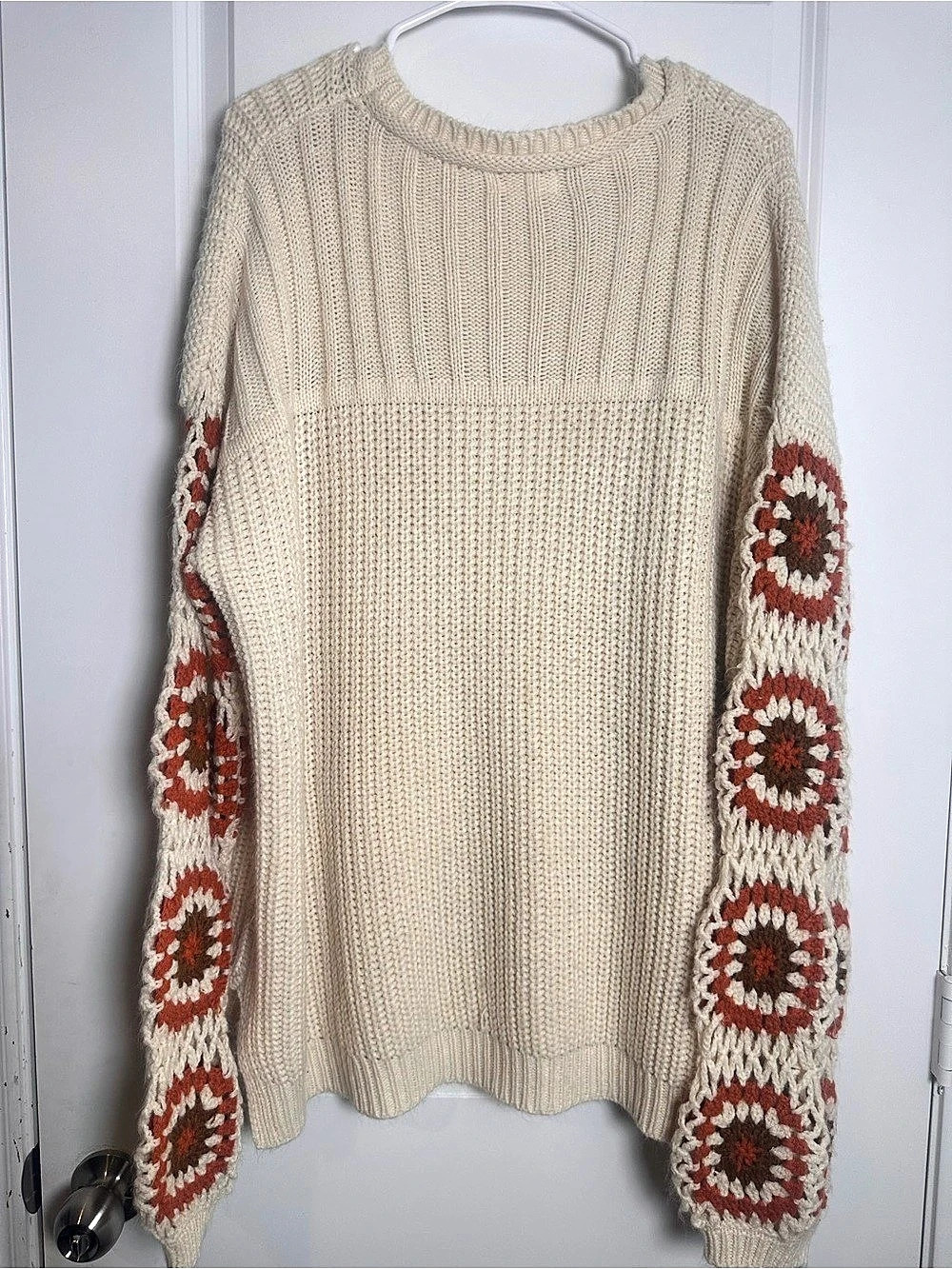 ChicSoul CS3048 Floral Sleeve Sweater in Cream & Red Size 3X